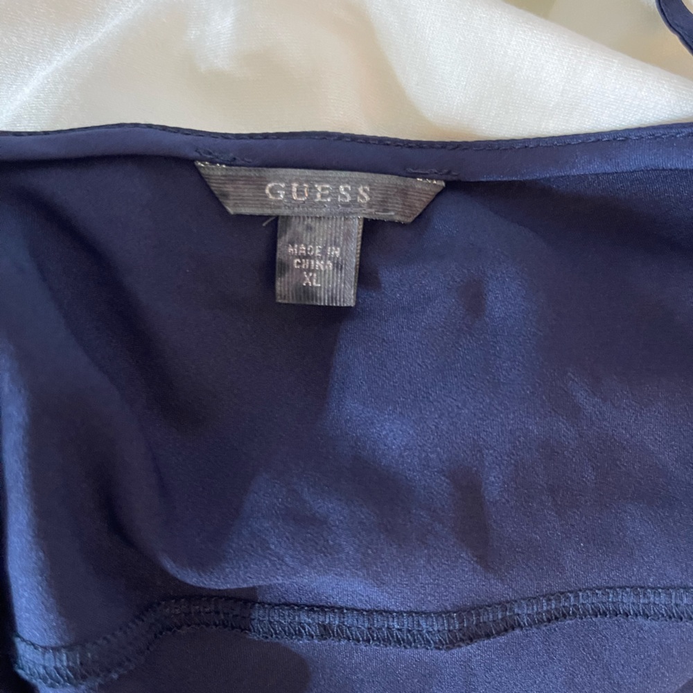 Guess silk spaghetti strap shirt - Picture 5 of 5